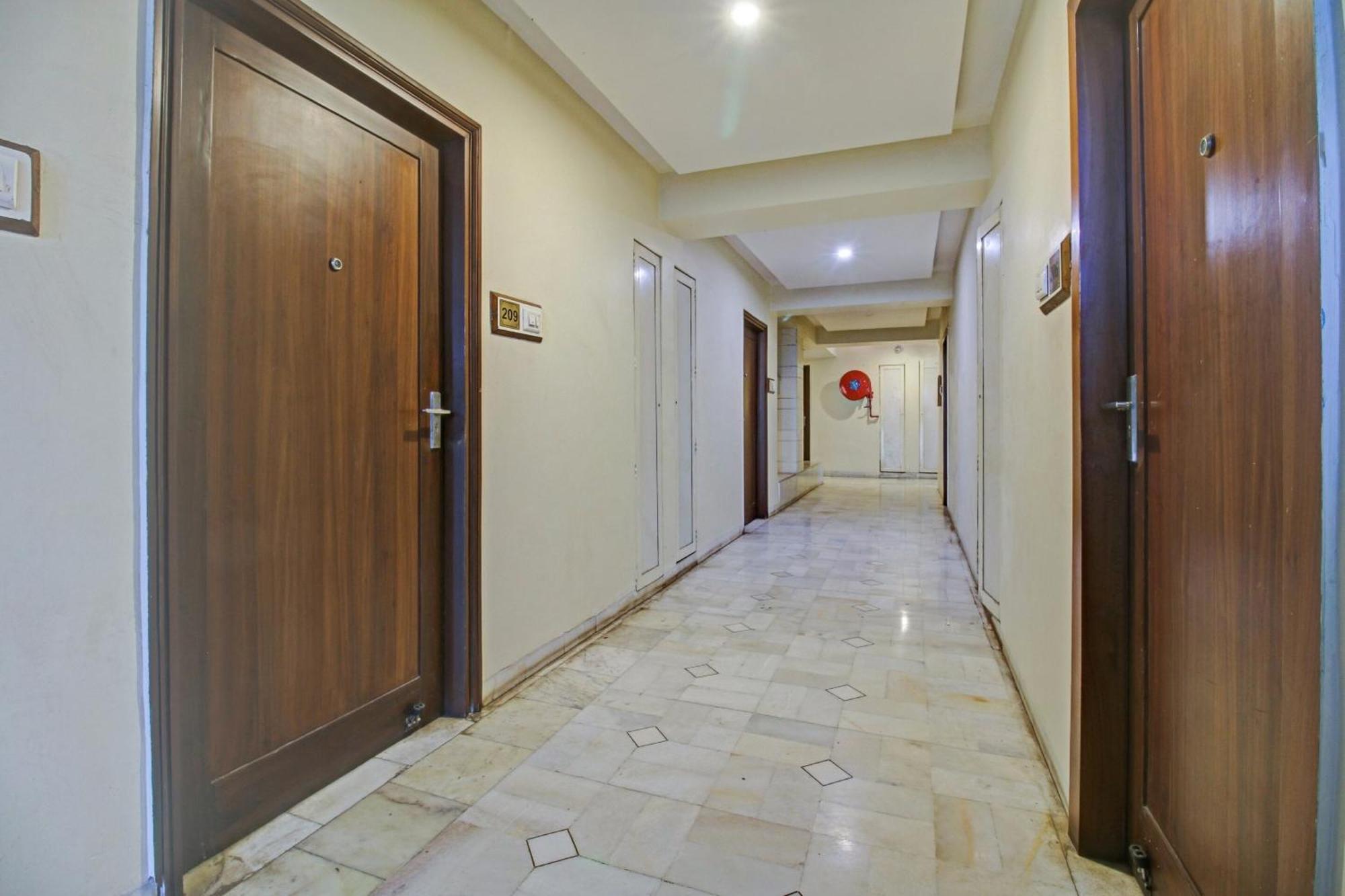 Collection O Surya Hotel Бопал Екстериор снимка